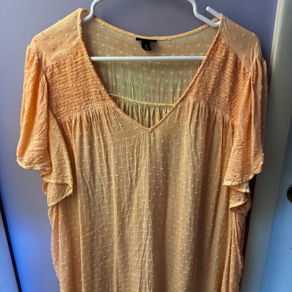 Short sleeved blouse
